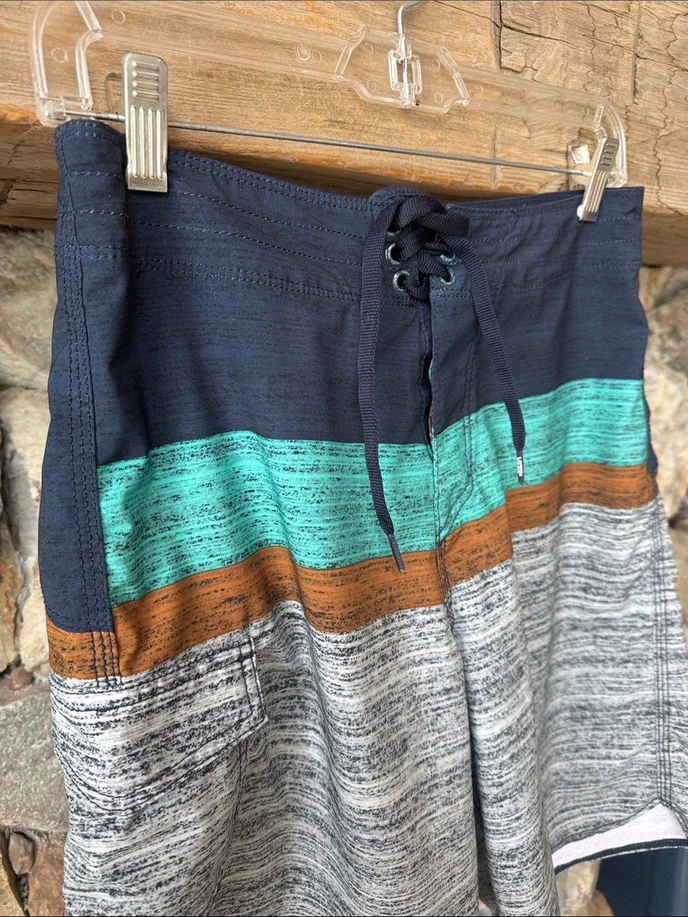 Vans Era Stretch Striped Board Shorts Men’s size 28